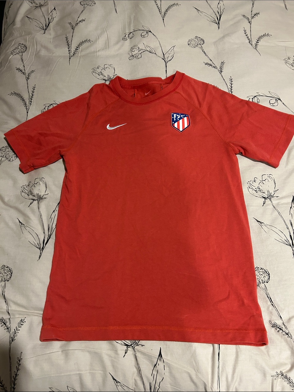 Nike Red Short-Sleeve Athletic Tee with Crest and Swoosh